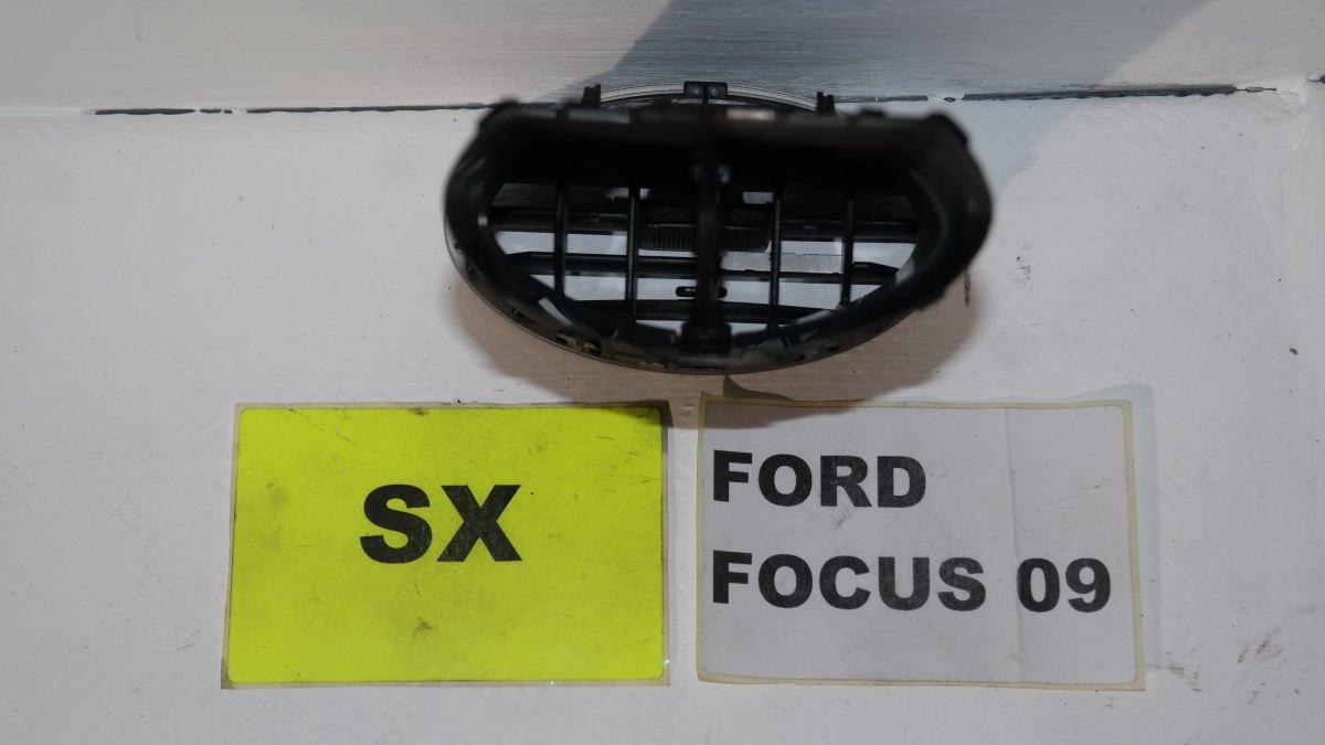 Ford focus dal 2008 al 2010 bocchettone aria laterale sx