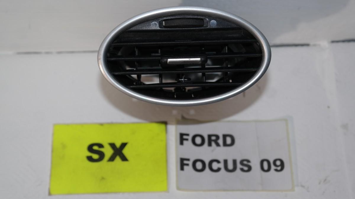 Ford focus dal 2008 al 2010 bocchettone aria centrale sx