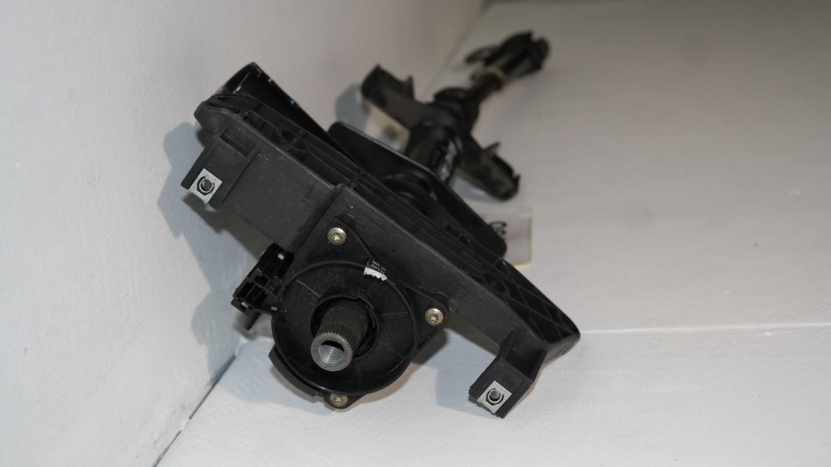 Renault clio dal 1998 al 2004 canna sterzo 7700846937b