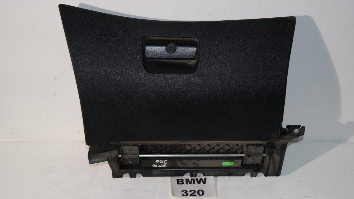 Bmw 320 dal 1998 al 2003 cassetto portaoggetti