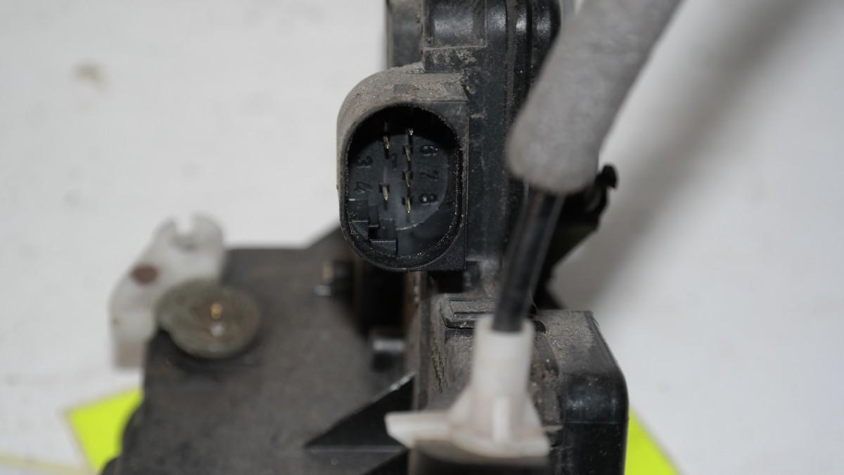 Bmw 320 dal 1998 al 2003 chiusura porta posteriore dx