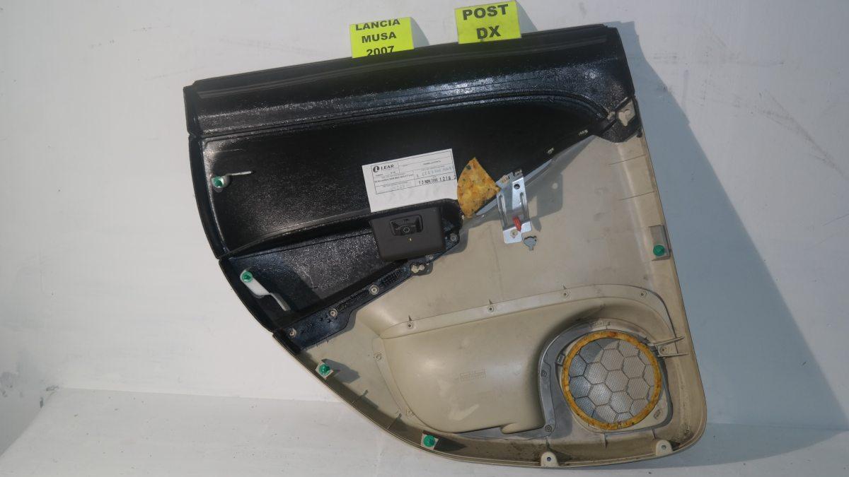 Lancia musa dal 2004 al 2007 pannello portiera post dx
