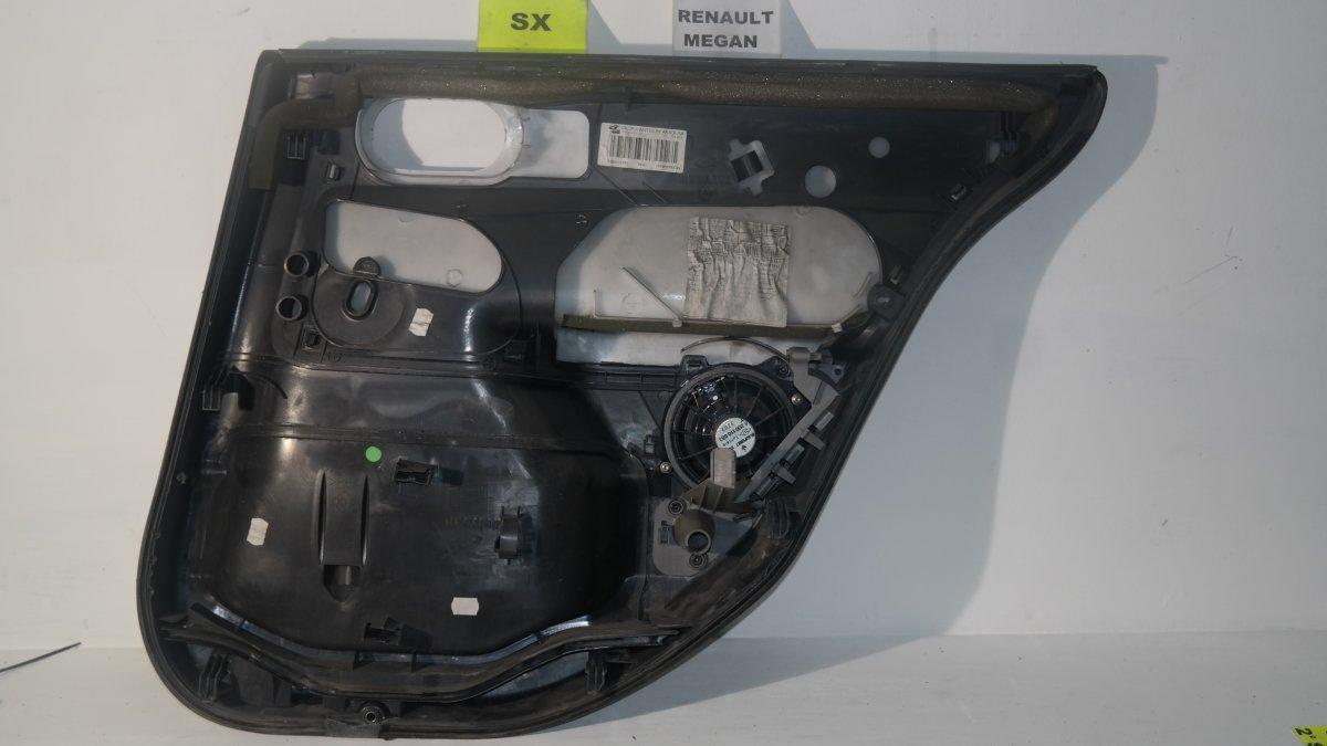 Renault megane dal 2002 al 2008 pannello portiera post sx