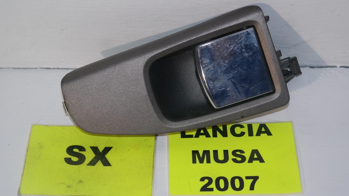 Lancia musa dal 2004 al 2007 maniglia interna posteriore sx