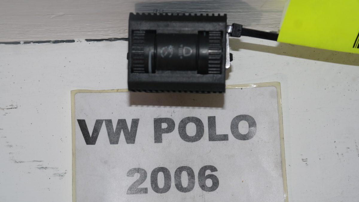 Volkswagen polo dal 2005 al 2009 pulsante regolaggio fari