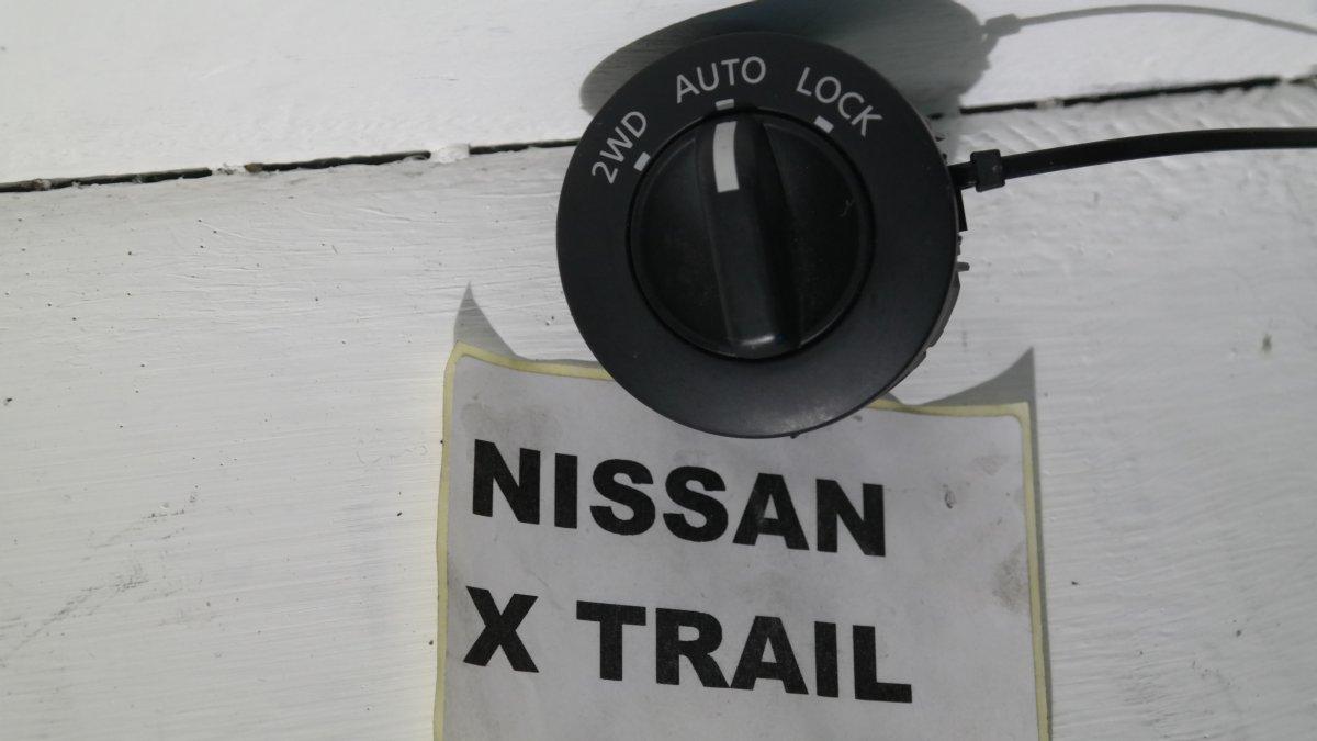 Nissan x-trail dal 2001 al 2006 pulsante