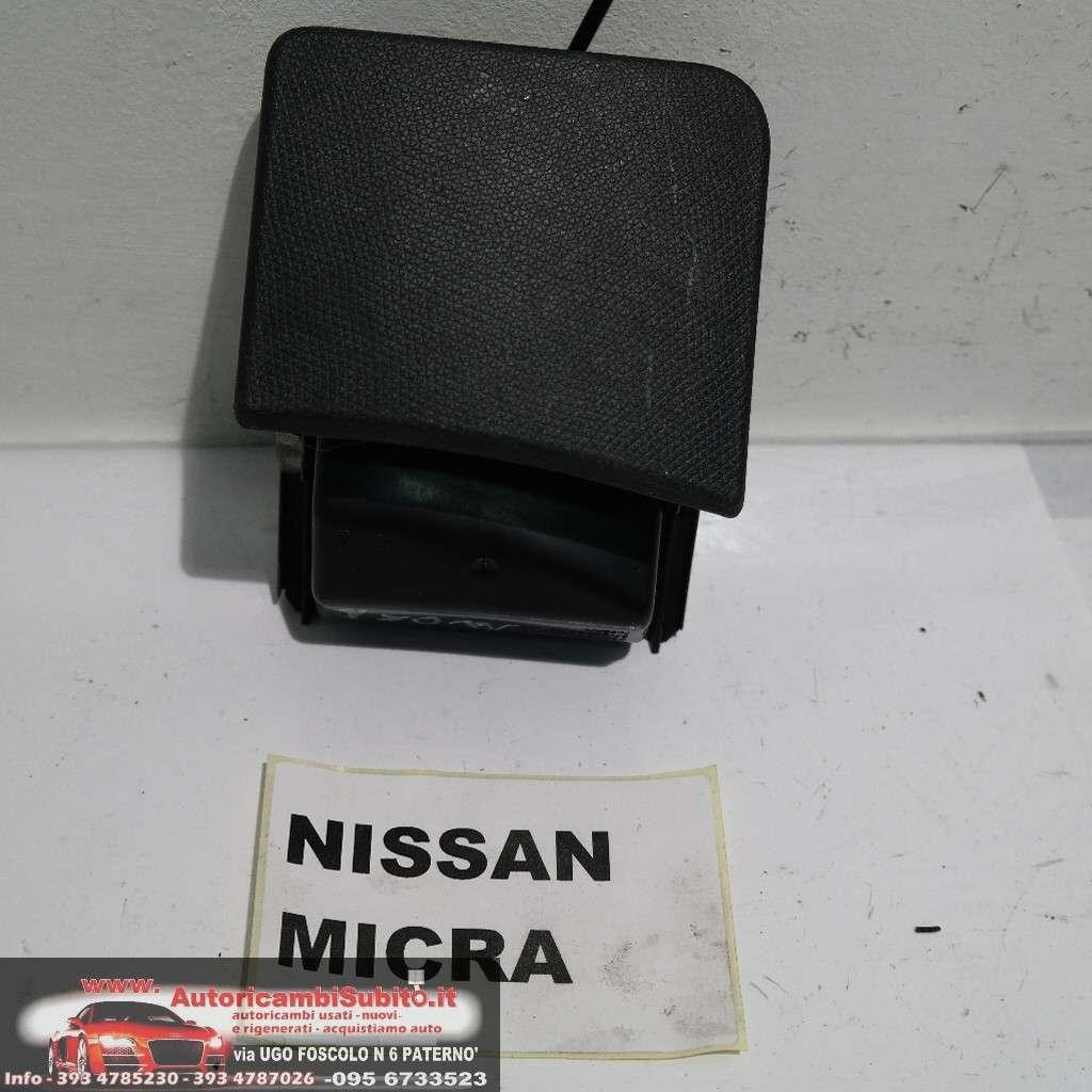 Nissan micra dal 2003 al 2008 portaoggetti