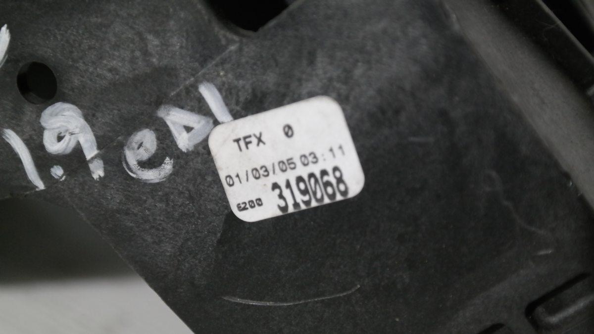 Renault megane 1500 dci 319068 leva cambio con fili