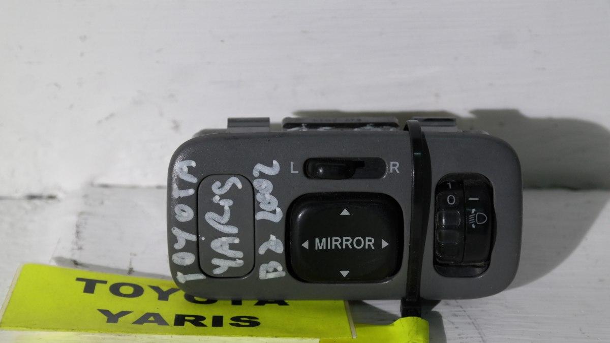 Toyota yaris pulsanti regolaggio specchietti e fari
