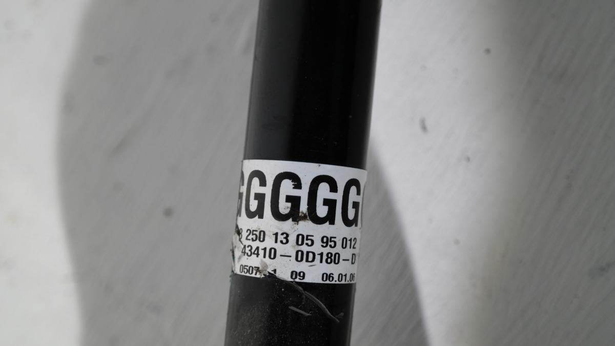 Toyota yaris 1400 d dal 2006 al 2011 250130595012 semiasse lungo