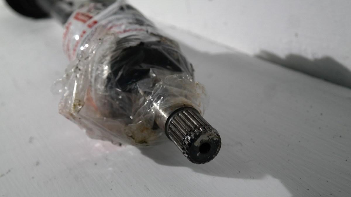 Toyota yaris 1300 bz dal 2006 al 2011 0892 semiasse