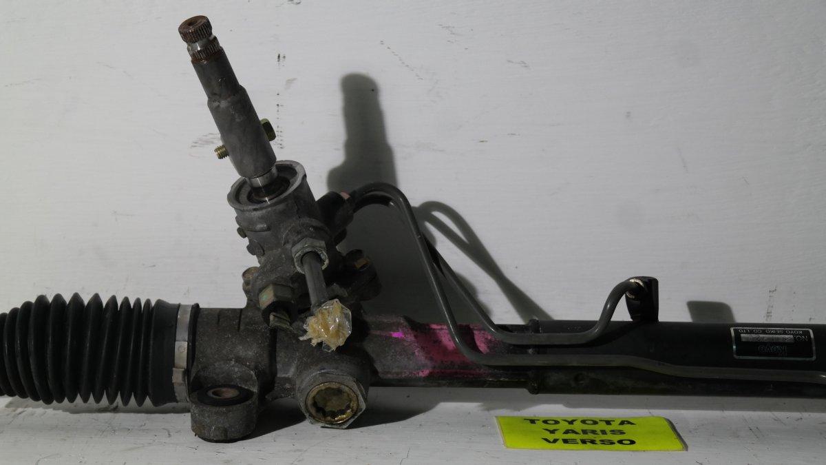 Toyota yaris verso 1300 bz 03313577 scatola guida