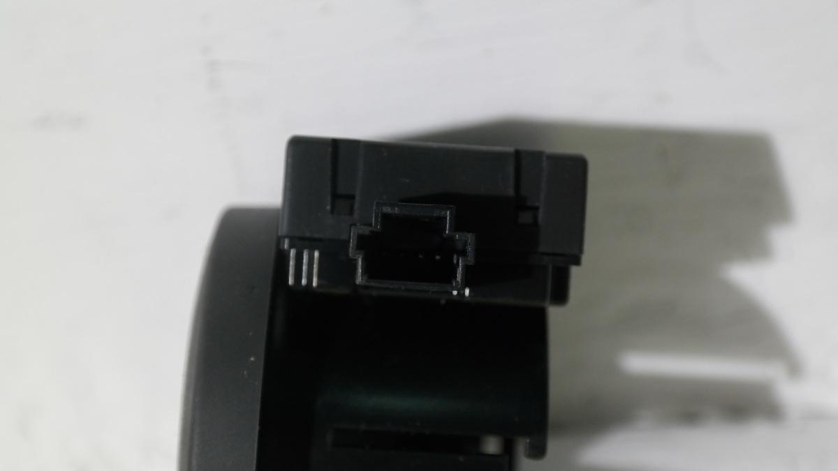 Dacia logan 1600 bz dal 2004 al 2010 8200826300 antennino