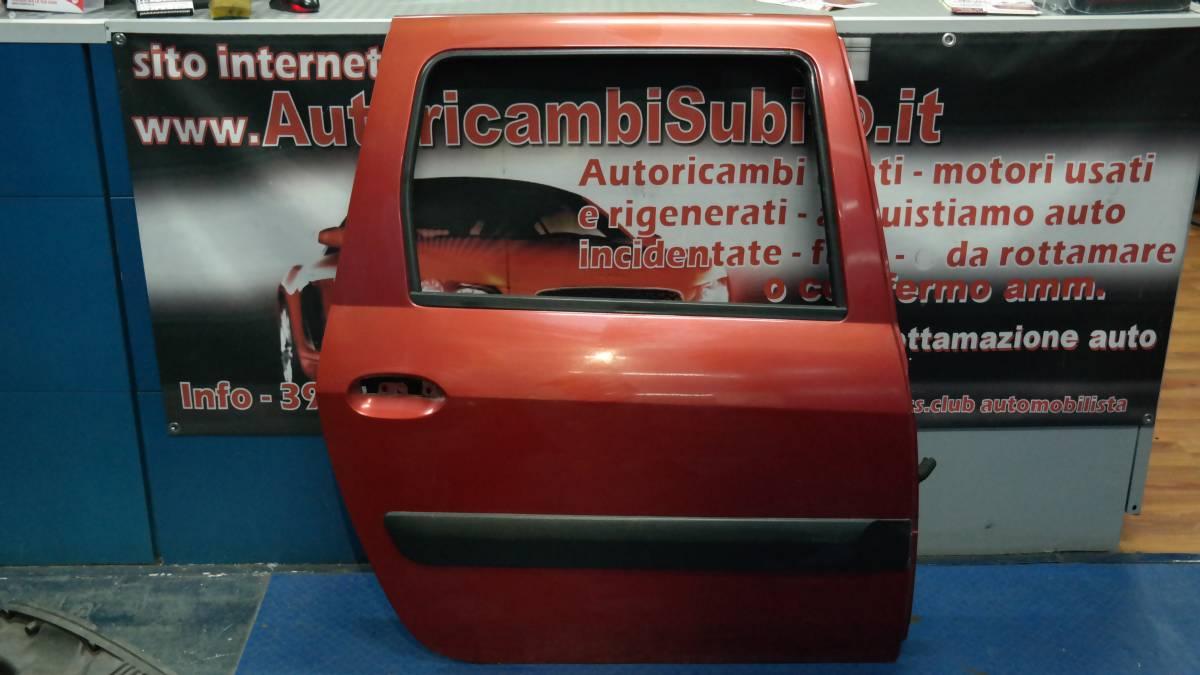 Dacia logan dal 2004 al 2010 portiera posteriore dx