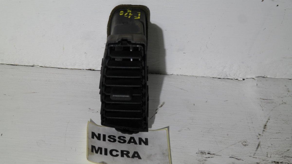 Nissan micra dal 2003 al 2008 bocchettone ariatore