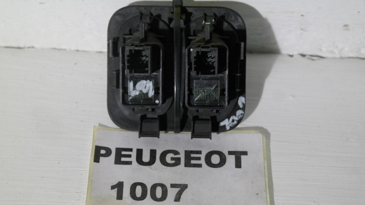 Peugeot 1007 dal 2004 al 2012 pulsanti alzavetro