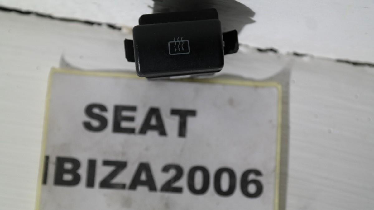 6l195962116704 seat ibiza dal 2002 al 2008 pulsante lunotto