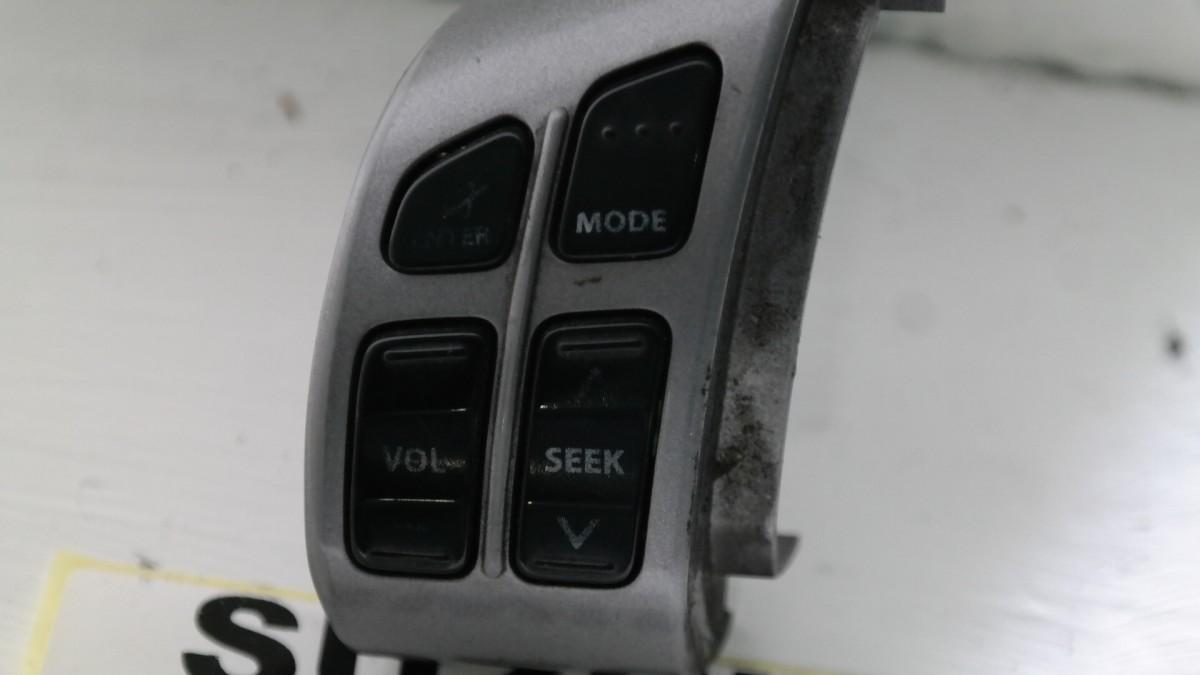 3746063j10zcp suzuki swift comandi autoradio al volante
