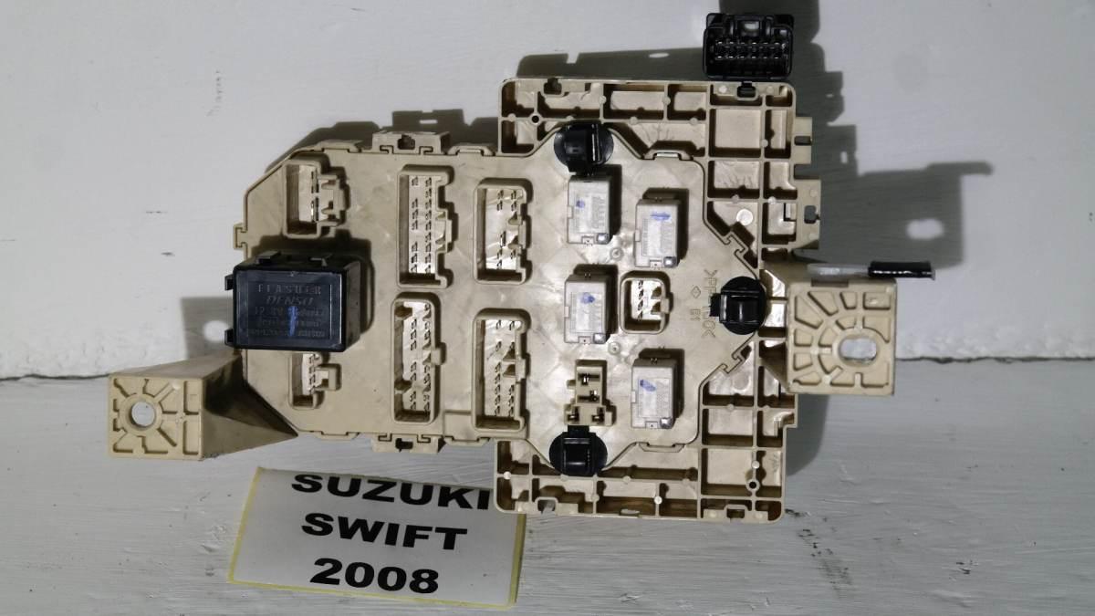 3677062jc0 suzuki swift 1300 diesel portafusibili