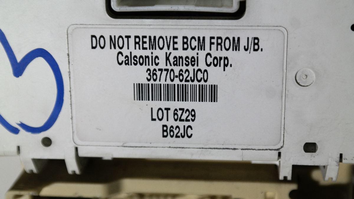 3677062jc0 suzuki swift 1300 diesel portafusibili