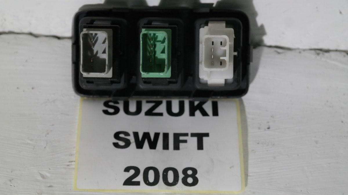 suzukswi0002 SUZUKI SWIFT DAL 2004 AL 2010 PULSANTI REGOLA FARI