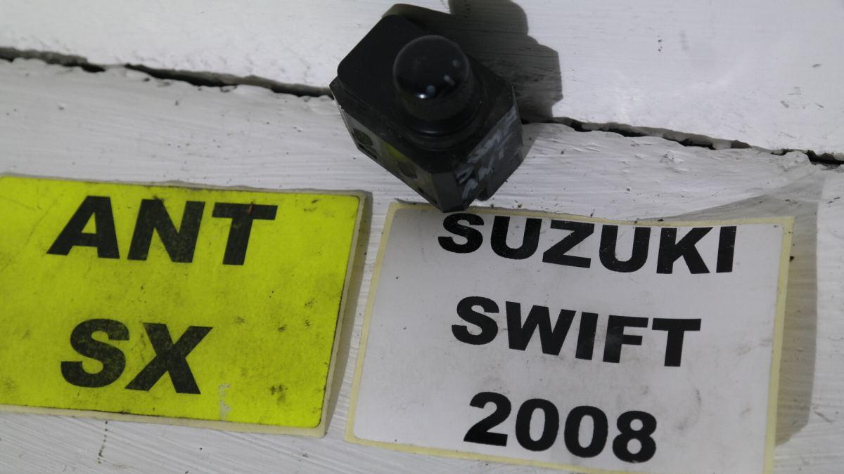 62j003546t suzuki swift pulsante regolaggio specchietti