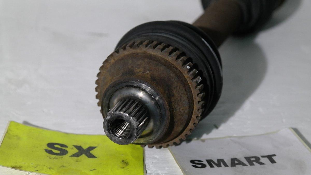 Q0003234v010000000 smart fortwo semiasse post sx