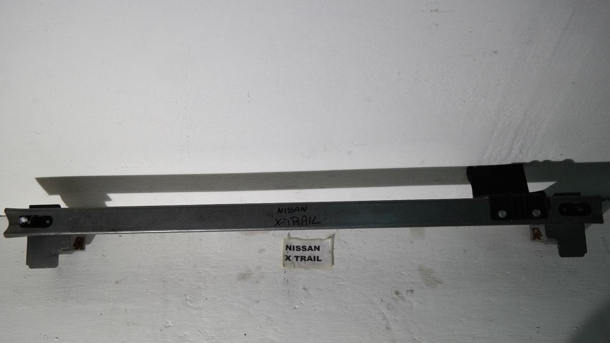 62240EQ000 NISSAN X-TRAIL TRAVERSA PARAURTI ANT<br />