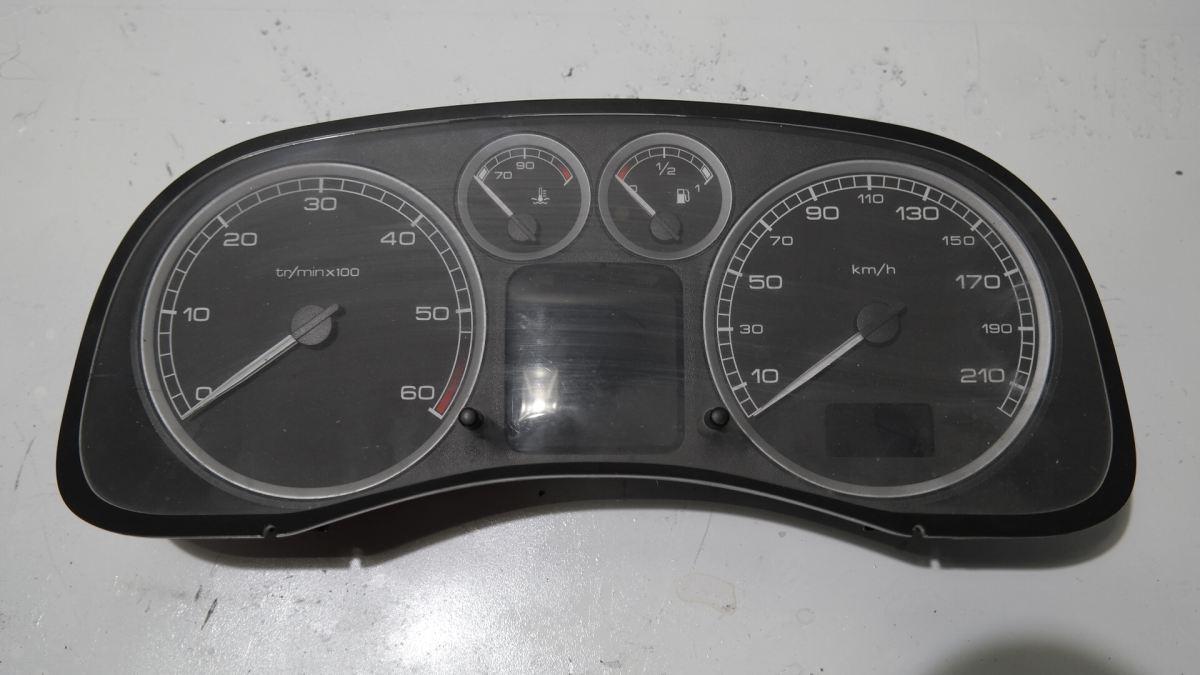 21674881 peugeot 307 2000 hdi contakm