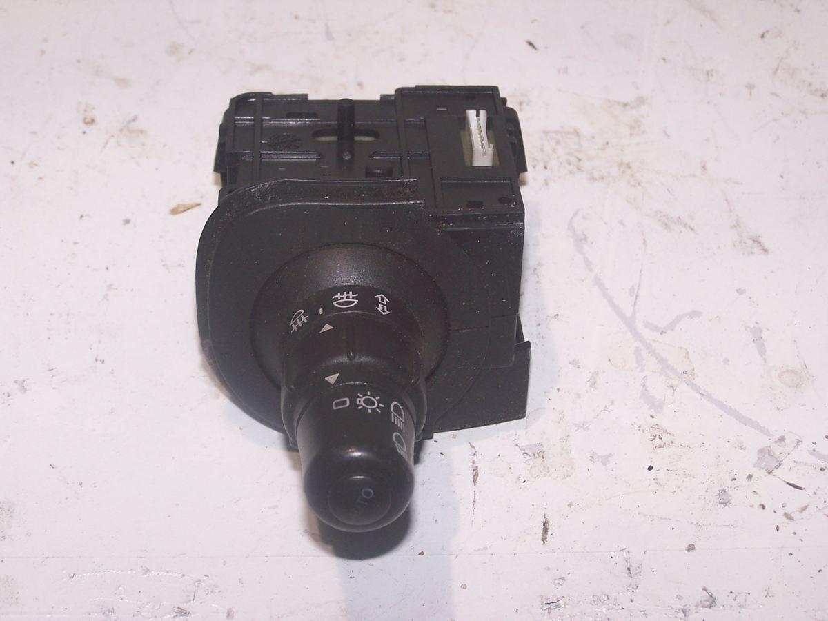 7701060398 BLOCCO COMANDI LUCE RENAULT SCENIC 2005 <br />