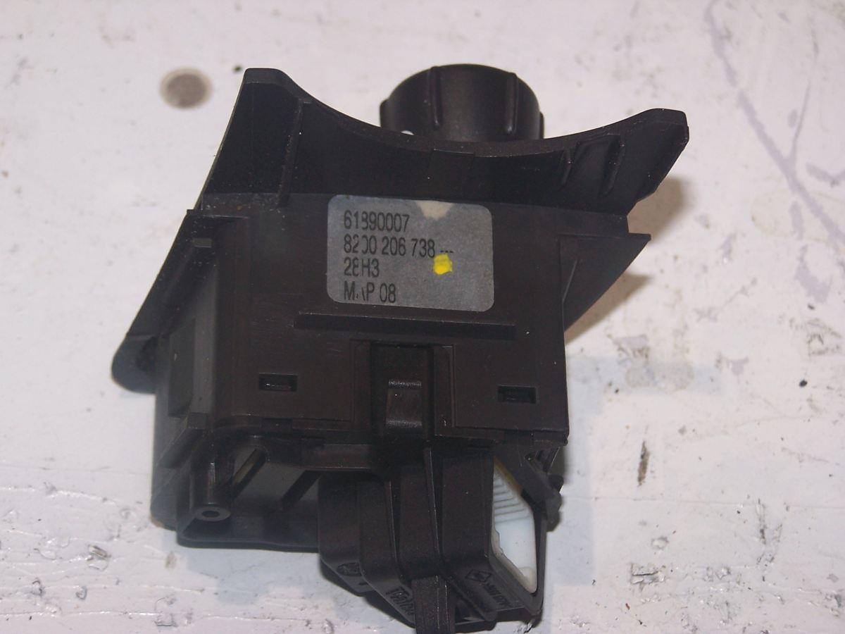 8200206738 C. CONTROL LEVA SINISTRA RENAULT SCENIC 2005 <br /><br /><br /><br /> <br /><br /><br />