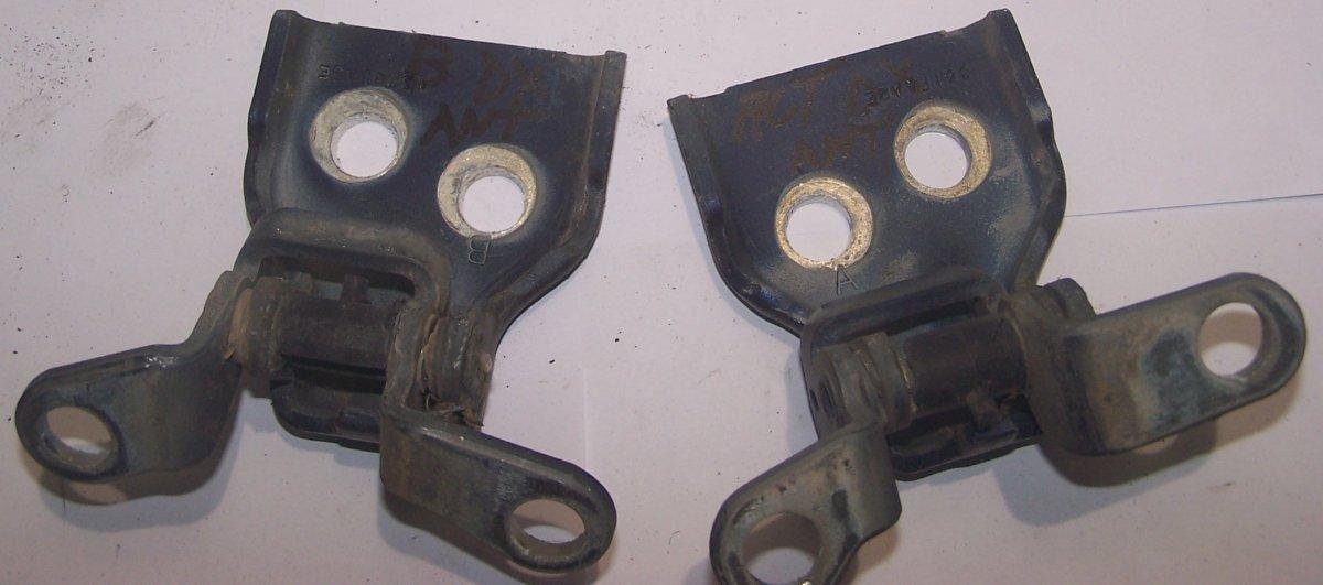 1518390 / 1518392CERIERE PORTA  ANT DX FORD FIESTA <br /><br /><br />