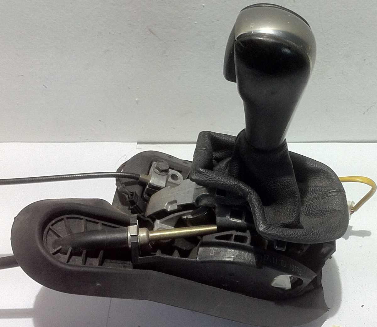 25167546813 LEVA CAMBIO AUTOMATICO BMW 530 2006 <br />