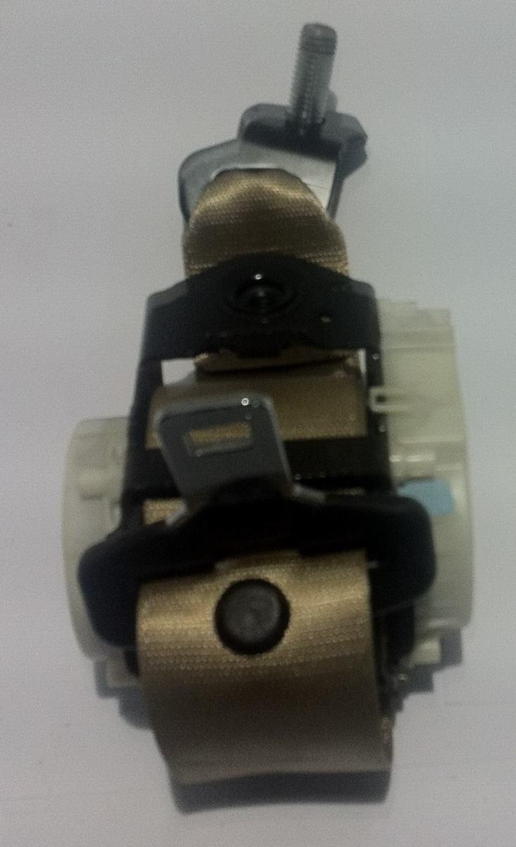 72119132819 CINTURA DI SICUREZZA POST CENTR BMW 530 2006 <br />